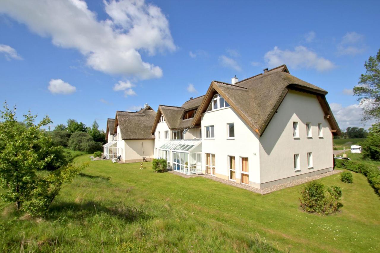 Strandnah Mit Terrasse, Gratis Nutzung Vom Ahoi Erlebnisbad Und Sauna In Sellin - Strandhaus Moenchgut Fewo06 ロープベ エクステリア 写真